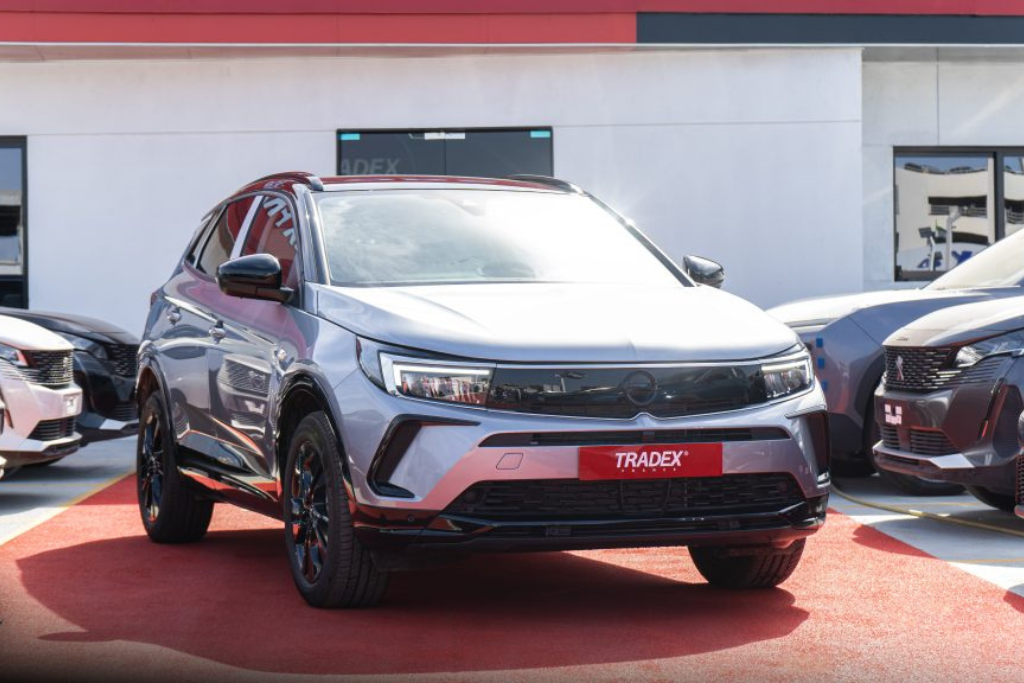 OPEL GRANDLAND GS LINE